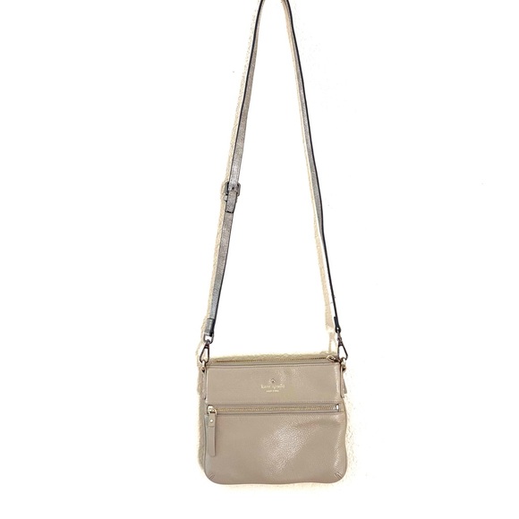 kate spade Handbags - Kate Spade Crossbody